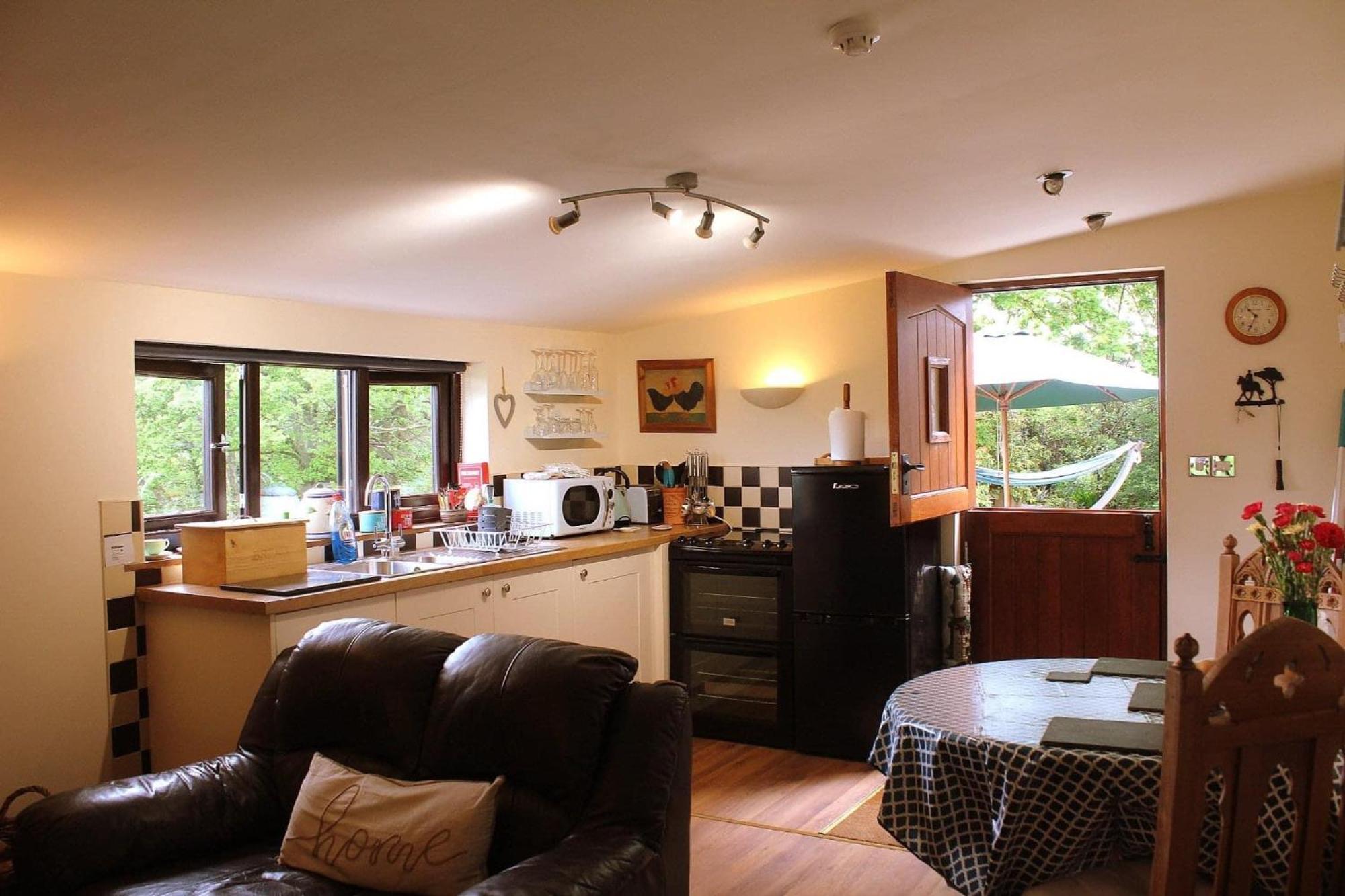 The Retreat Villa Llanrhaeadr-ym-Mochnant Exterior photo